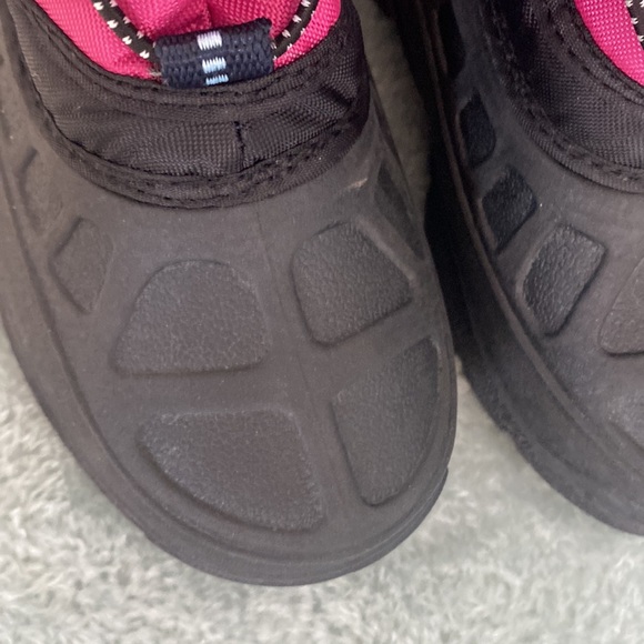 Ranger girls boots size 12 with liner adjustable tightness - Picture 6 of 11